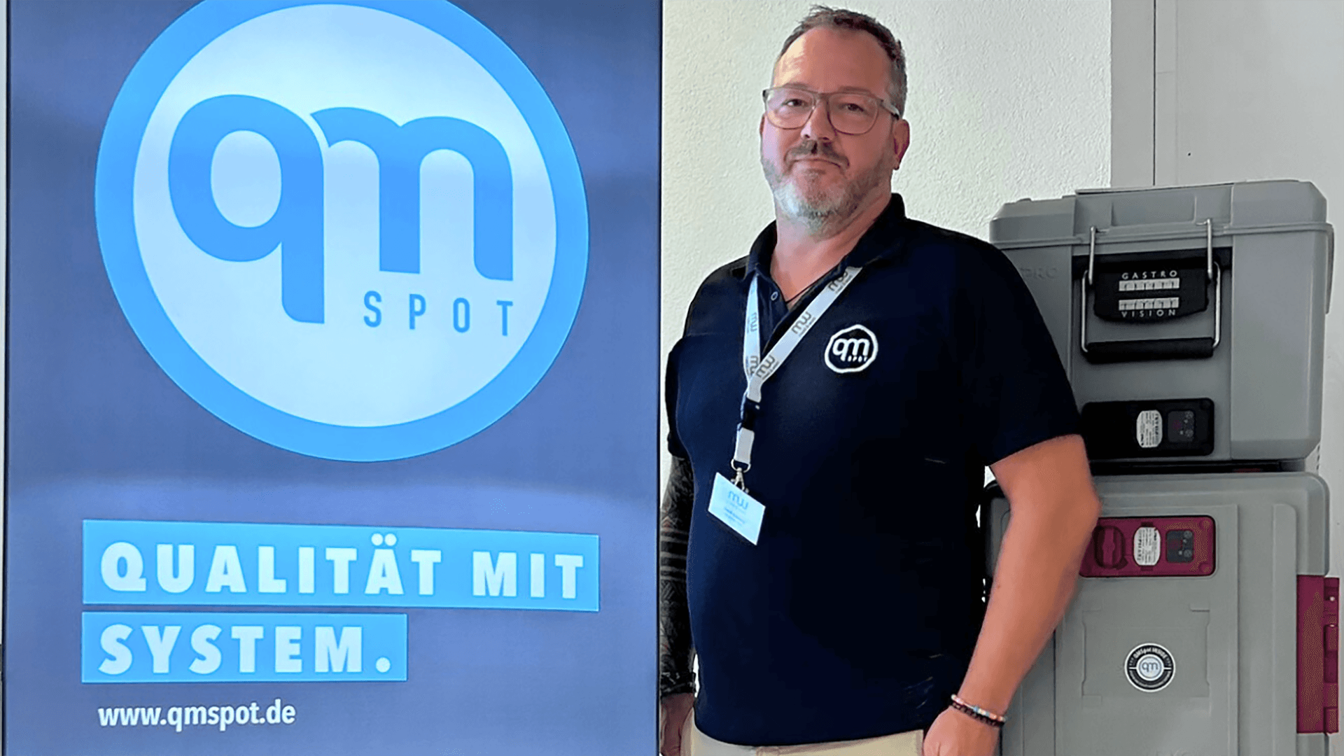 QMSpot Gründer Daniel Schwanitz beim meet & work Netzwerktreffen am 7. Juli 2025 bei B.PRO in Oberderdingen